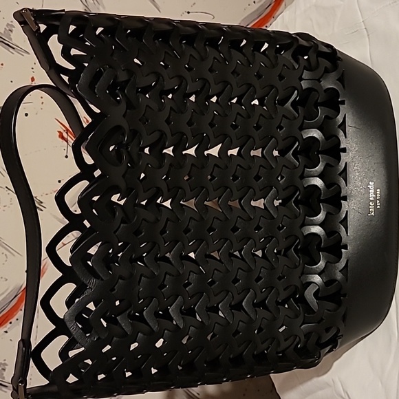 kate spade Handbags - 🌟🌟 HOST PICK 🌟🌟 🥳🥳🥳 EUC  Kate Spade Large Dorie shoulder bag